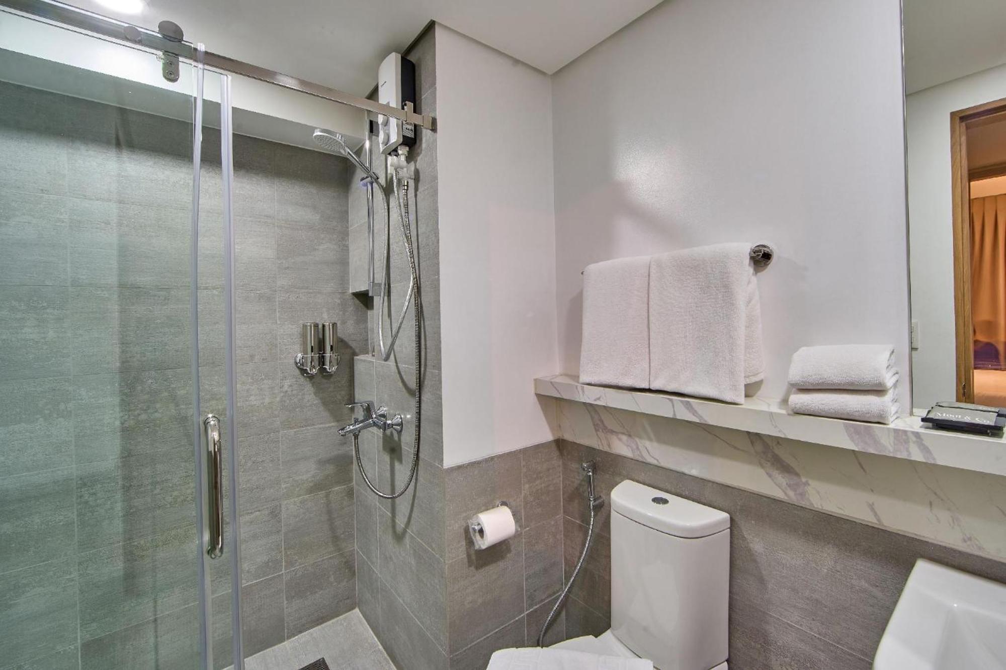 The Connor Serviced Residences Managed By Hii San Juan  Εξωτερικό φωτογραφία
