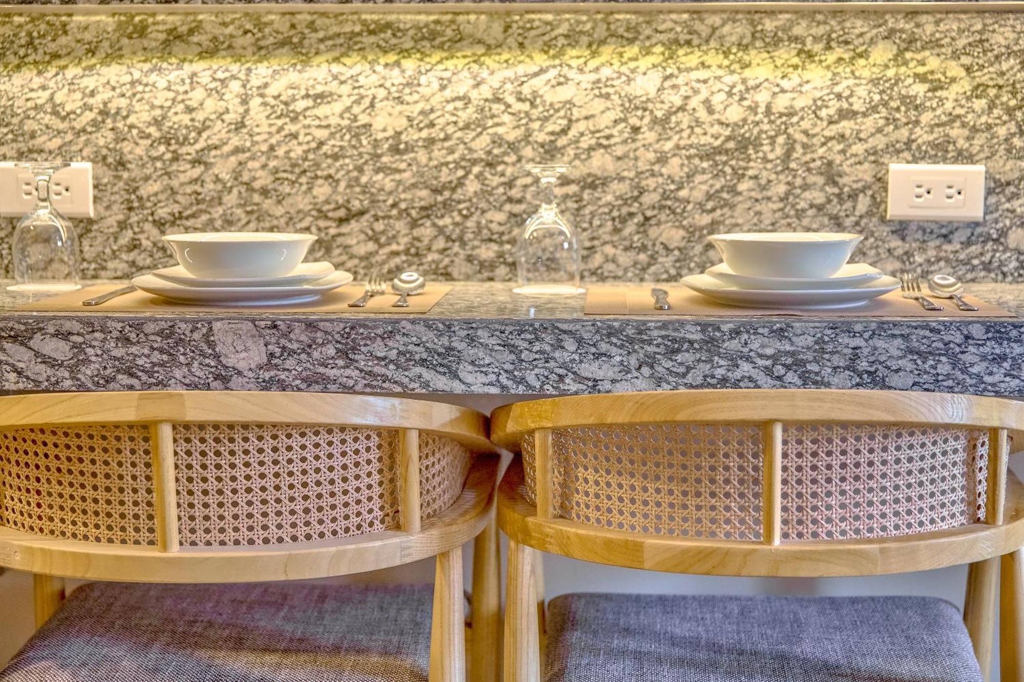The Connor Serviced Residences Managed By Hii San Juan  Εξωτερικό φωτογραφία