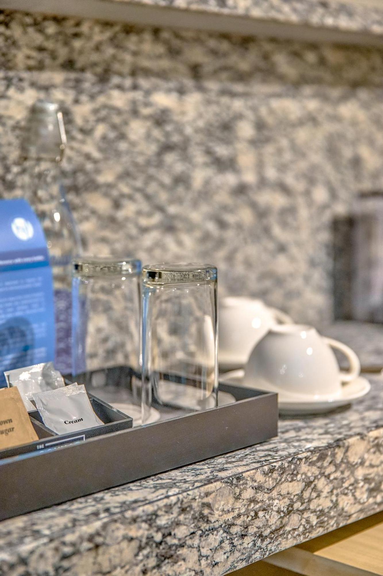 The Connor Serviced Residences Managed By Hii San Juan  Εξωτερικό φωτογραφία